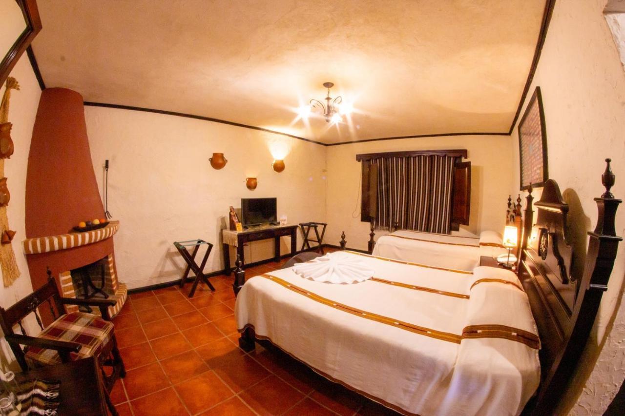 Hotel Posada De Don Rodrigo Panajachel Exteriér fotografie