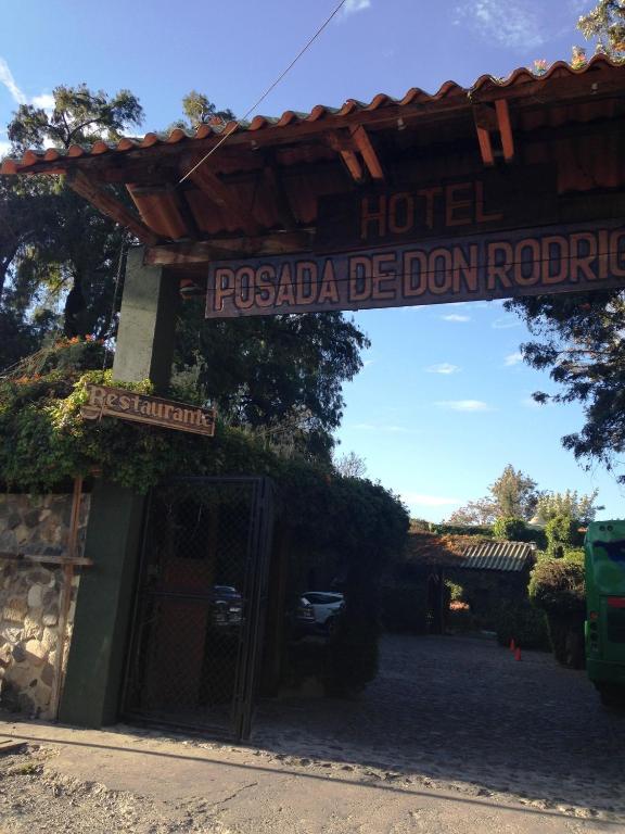 Hotel Posada De Don Rodrigo Panajachel Exteriér fotografie