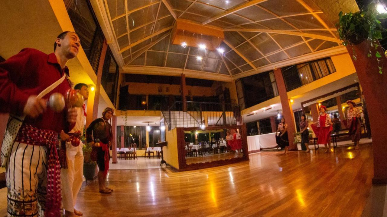 Hotel Posada De Don Rodrigo Panajachel Exteriér fotografie